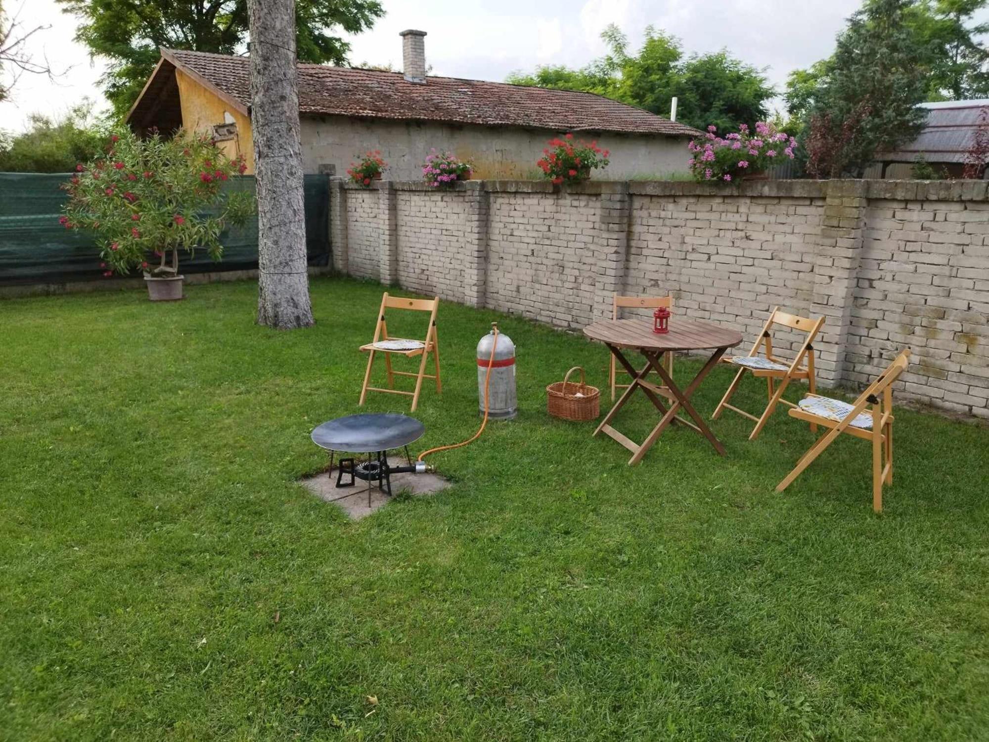 Tartós Szegfű Vendégház, Magánszállás Tazlar Exterior foto